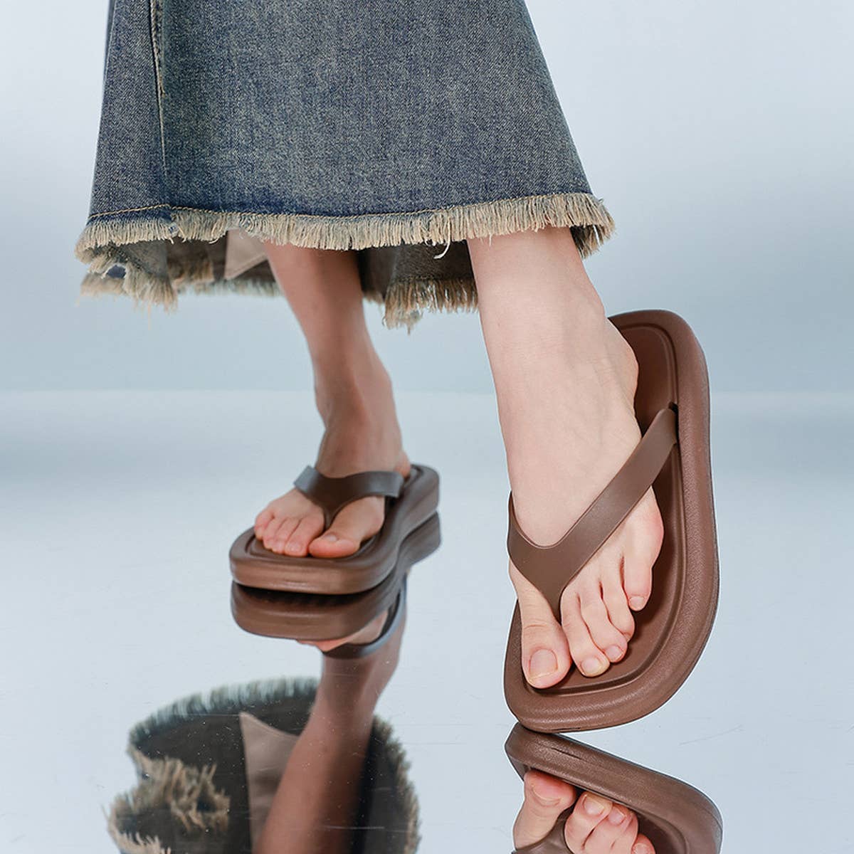 CASUAL FLIP-FLOPS BEACH SLIPPERS_CWSHS0699: Black / (7.5) 1