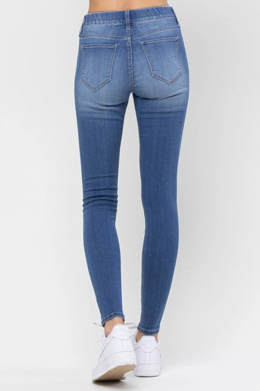 Pull On Mid Rise Skinny Jeans - Light Wash