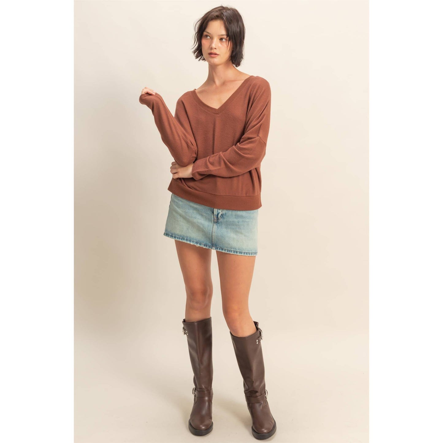 Valerie V-Neck Lighweight Sweater: Chestnut