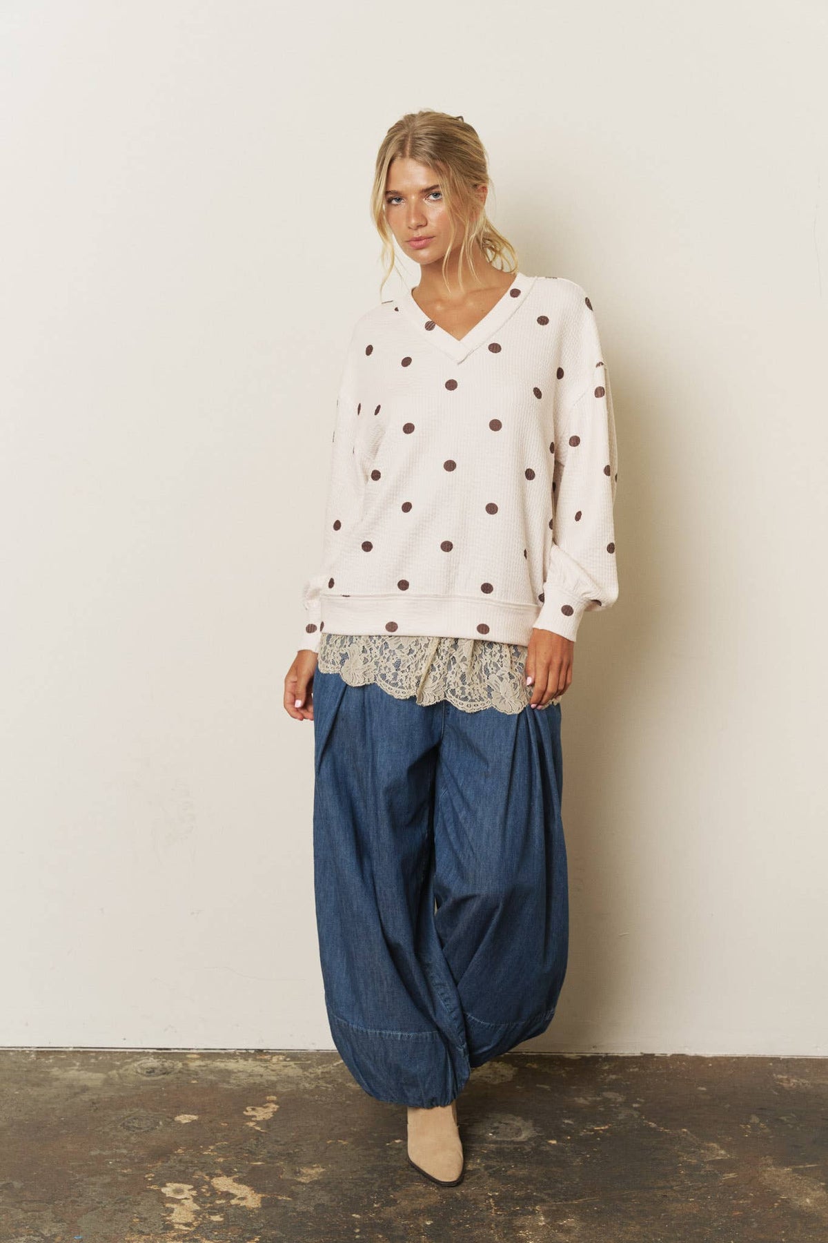 Lizzy Polka Dot Textured Vneck Pullover - Cream