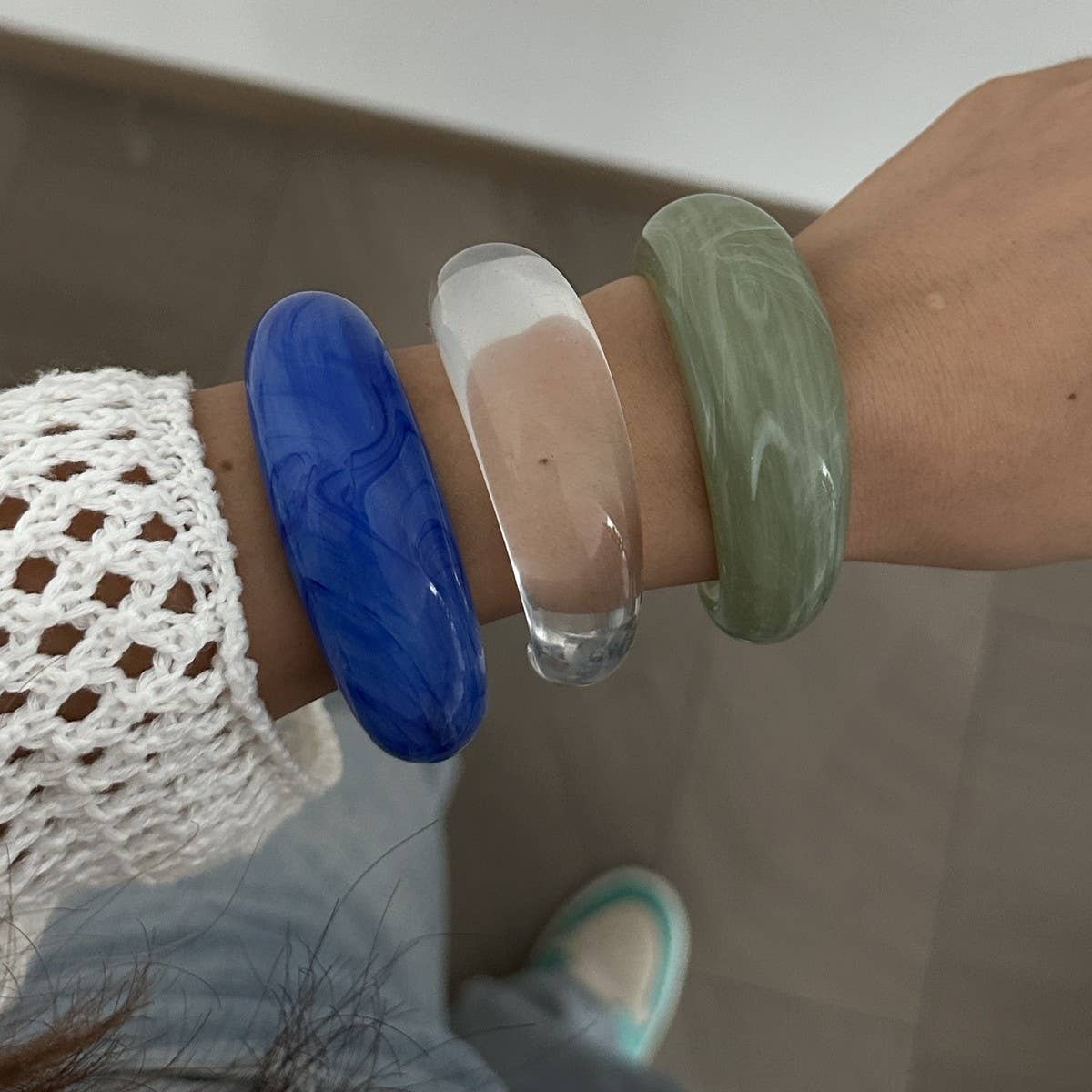 Thin Open Cuff Acrylic Bracelet for Petite Women_CWMM3095: LIGHTBLUE / (OS) 1