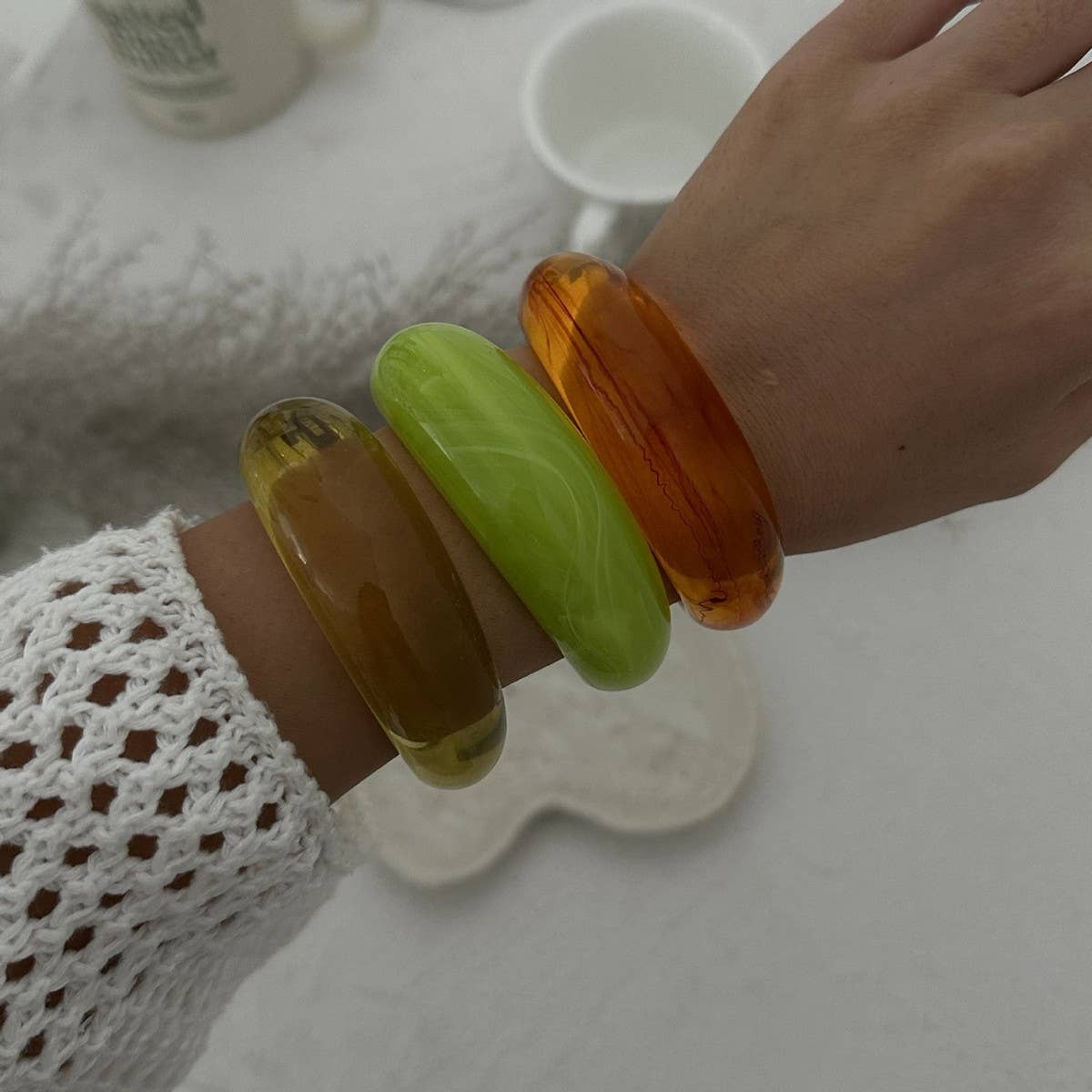 Thin Open Cuff Acrylic Bracelet for Petite Women_CWMM3095: OLIVE / (OS) 1