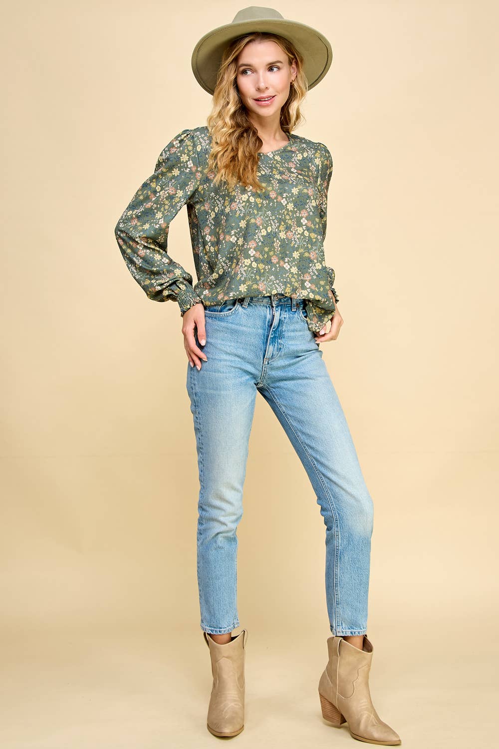 Tori Floral Smocked Cuff Top