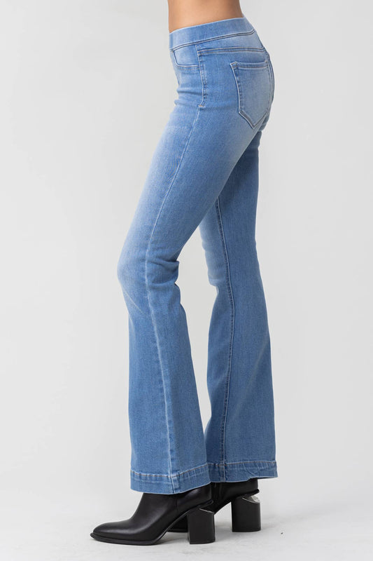 Jelly Brand Mid Rise Pull On Flare: Light Denim