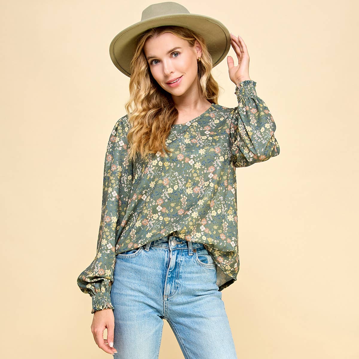 Tori Floral Smocked Cuff Top