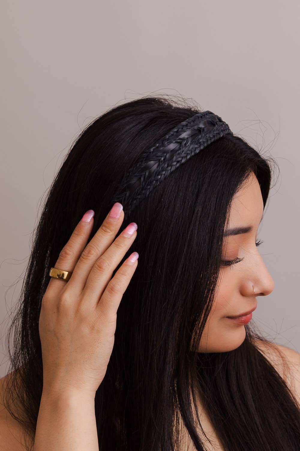 🌿 Vegan Leather Patterned Headband: Taupe