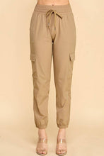 Load image into Gallery viewer, Quickdry Cargo Pants
