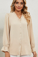 Load image into Gallery viewer, Serena Swiss Dot Blouse in Apricot
