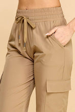 Load image into Gallery viewer, Quickdry Cargo Pants
