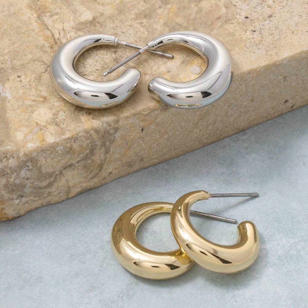 Gold Dipped Simple Hoop Earrings: GOLD