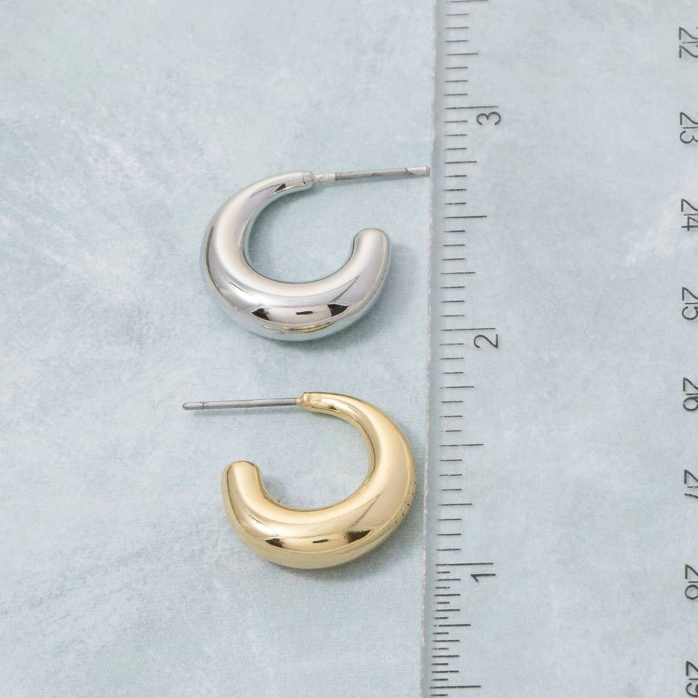 Gold Dipped Simple Hoop Earrings: GOLD