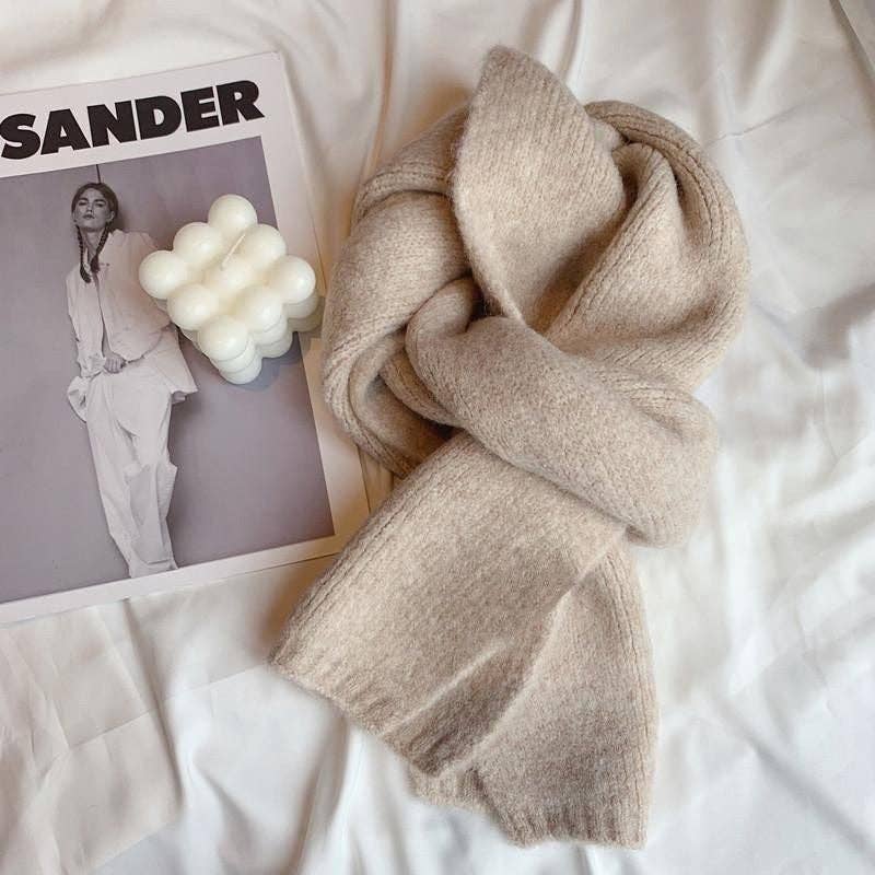 Classic Solid Color Knitted Scarf: Grey