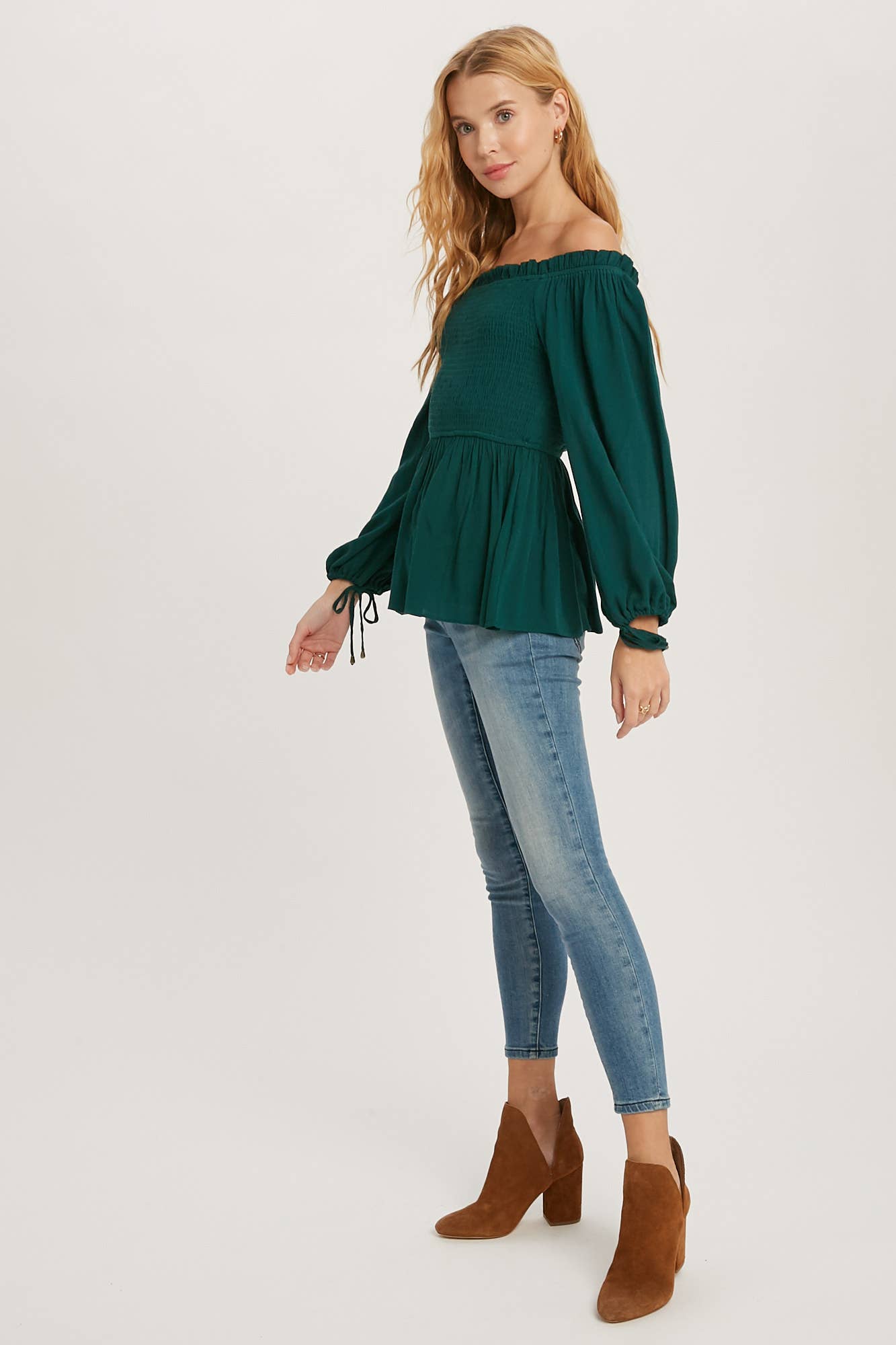 Ansley SMOCKED PEPLUM BLOUSE: BLACK / S