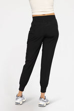 Load image into Gallery viewer, High-Waisted Capri Active Joggers with Pockets
