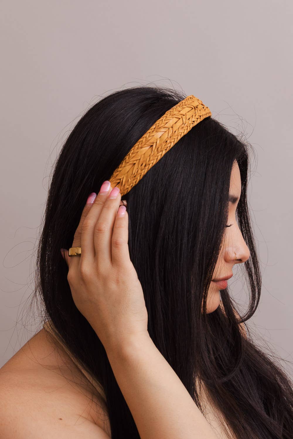 🌿 Vegan Leather Patterned Headband: Taupe